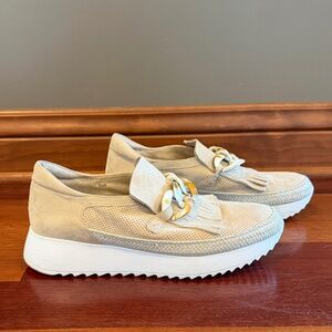 Vaneli Serene Women's Shoes Nude Suede, Size 8 1/2